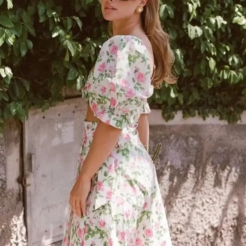 Hill House The Isabella Top in Pink Roses Puff Sleeve Poplin Floral Bow Crop Top